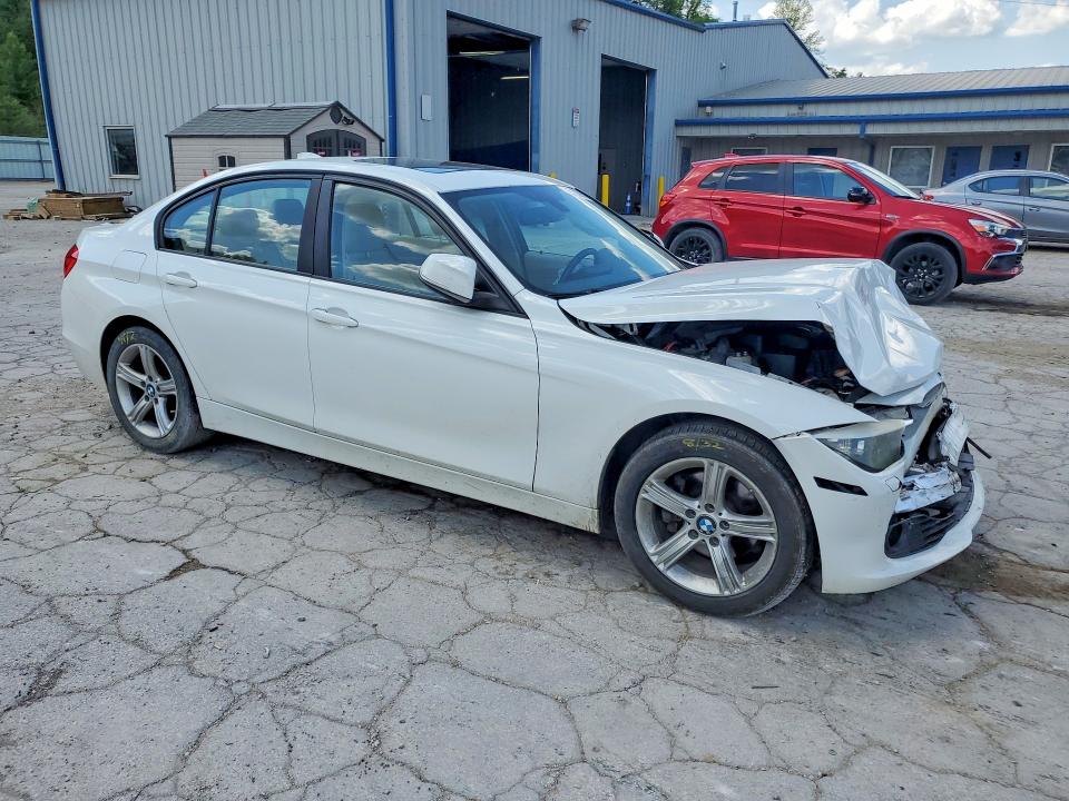 51209856 :رقم المزاد ، WBA3B3G52FNR89034 vin ، 2015 Bmw 328 مزاد بيع