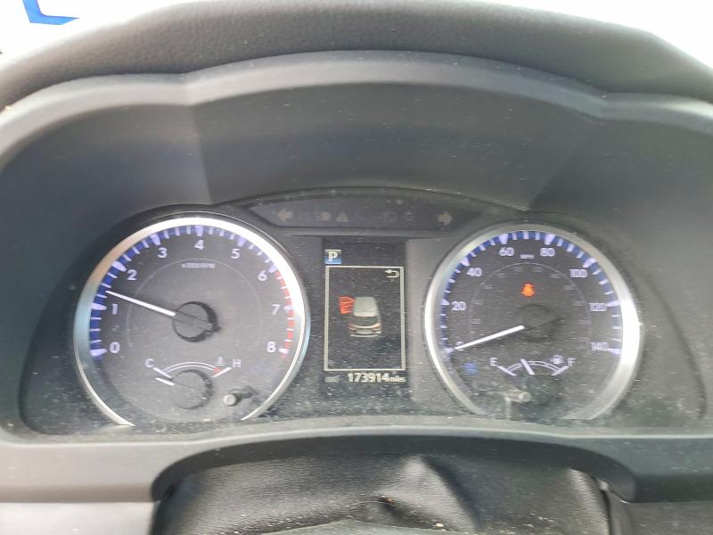 49436426 :رقم المزاد ، 5TDZARFH5KS055551 vin ، 2019 Toyota Highlander مزاد بيع