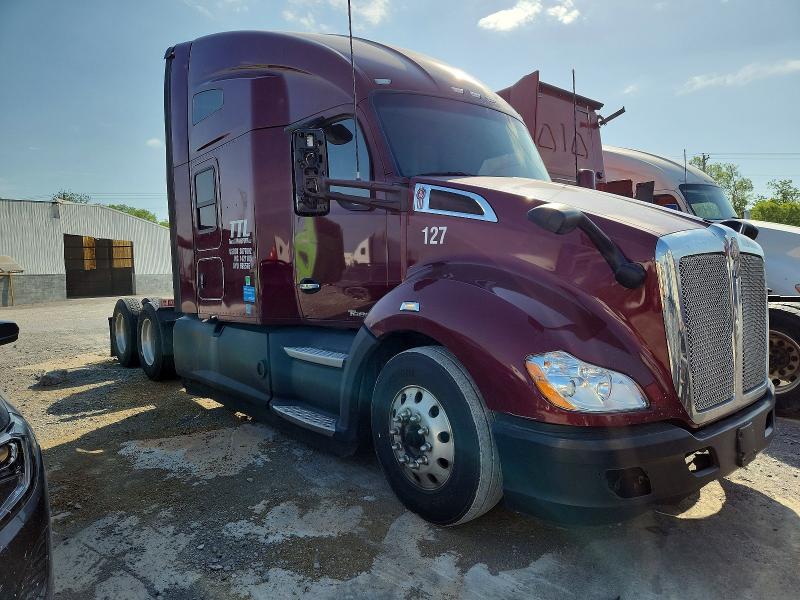 Продажа на аукционе авто 2021 Kenworth T680, vin: 1XKYDP9X2MJ436644, номер лота: 49572126