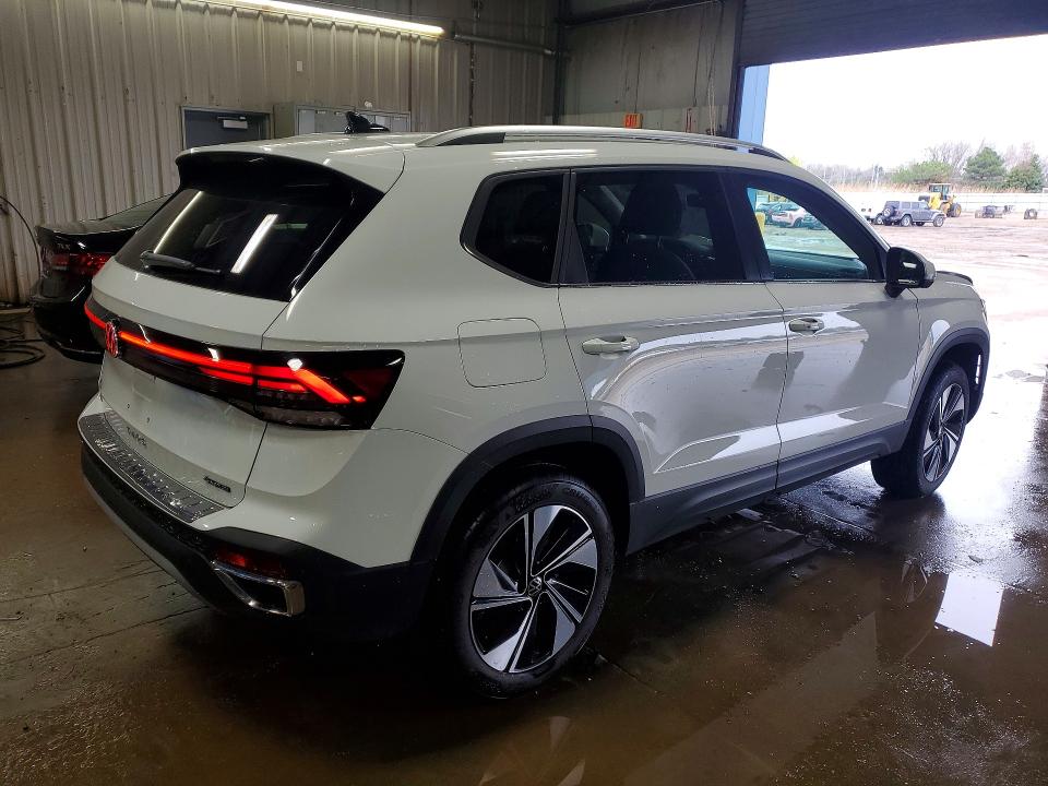 Aukcja sprzedaży 2023 Volkswagen Taos, vin: 3VVVC7B22SM072002, numer aukcji: 49966446