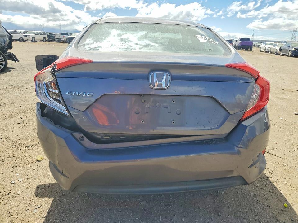 Продажа на аукционе авто 2018 Honda Civic, vin: 2HGFC2F53JH533961, номер лота: 50683986