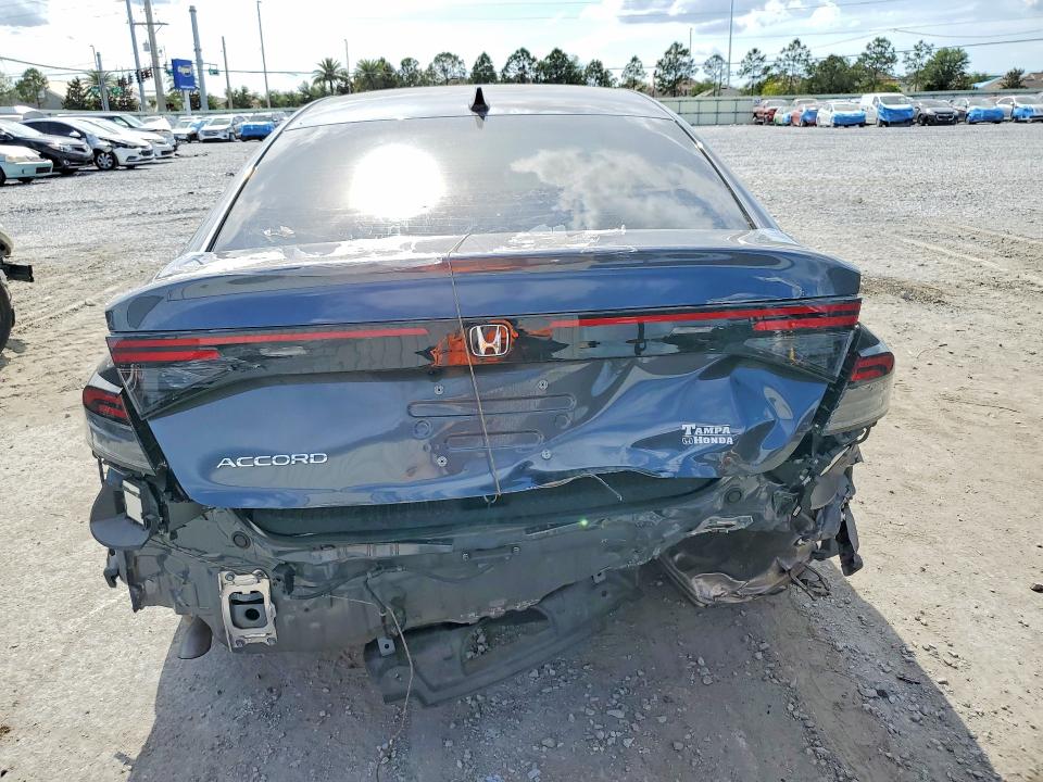 2025 Honda Accord მანქანა იყიდება აუქციონზე, vin: 1HGCY1F49SA051825, აუქციონის ნომერი: 51071836