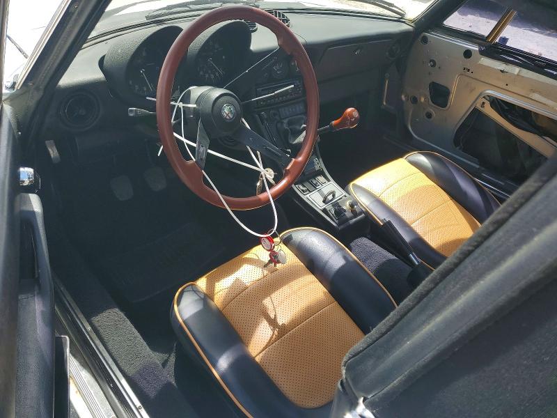 49408376 :رقم المزاد ، ZARBA5412F1021396 vin ، 1985 Alfa Romeo Veloce مزاد بيع