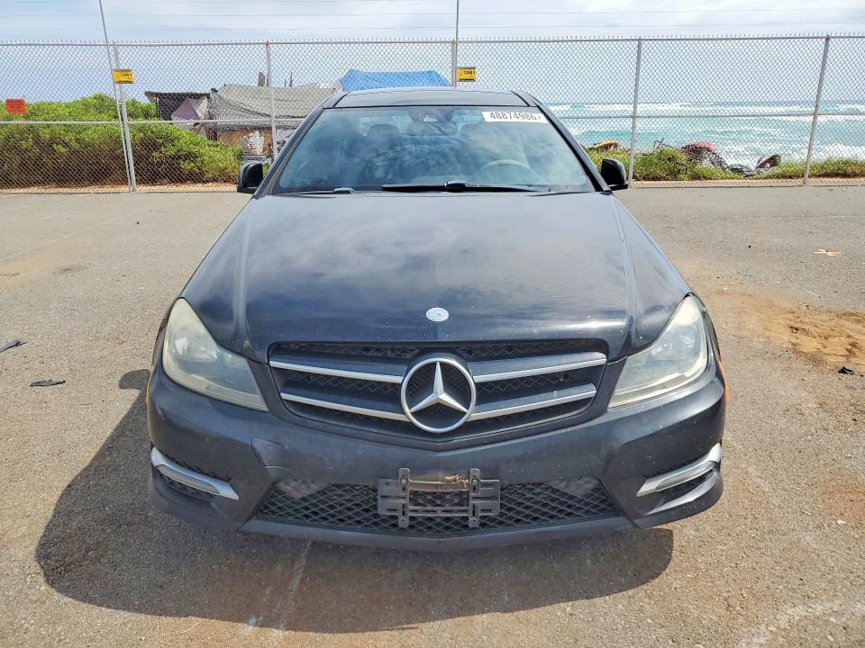 2014 Mercedes-benz C მანქანა იყიდება აუქციონზე, vin: WDDGJ4HBXEG284251, აუქციონის ნომერი: 48874986