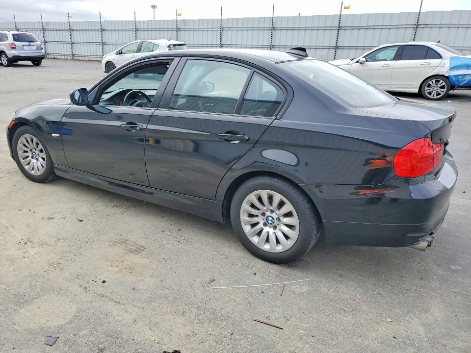 Продажа на аукционе авто 2009 Bmw 328, vin: WBAPH57549NL77112, номер лота: 49836716