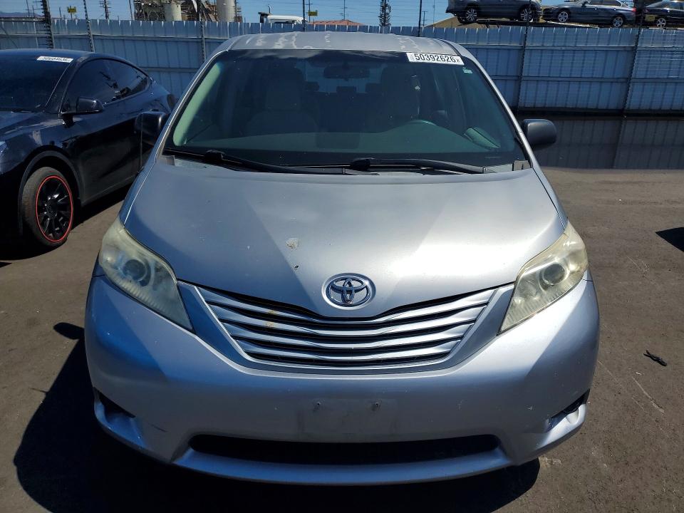 Продажа на аукционе авто 2011 Toyota Sienna, vin: 5TDZK3DC1BS072400, номер лота: 50392626