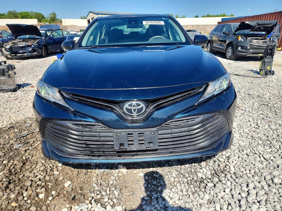 50162926 :رقم المزاد ، 4T1B11HK9KU721491 vin ، 2019 Toyota Camry مزاد بيع