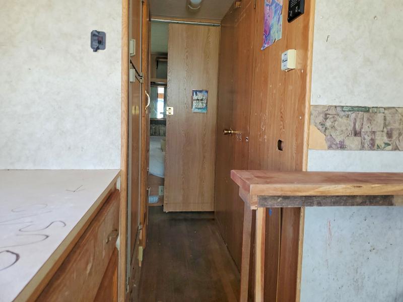 Продажа на аукционе авто 2000 Damon Motorhome, vin: 5B4LP37J6Y3326619, номер лота: 49853726