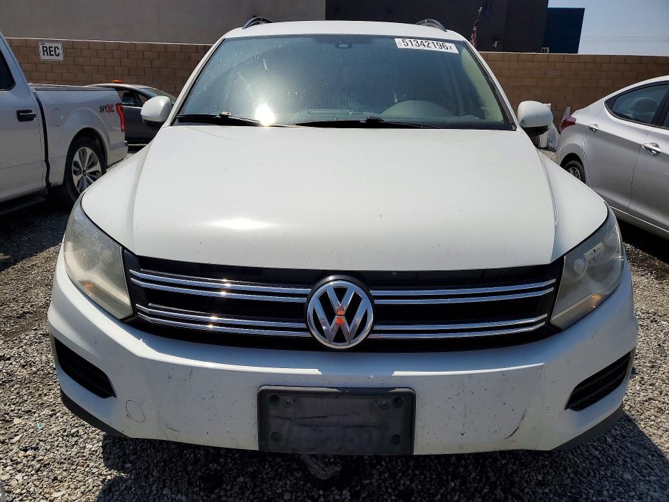 51342196 :رقم المزاد ، WVGAV7AX9GW502258 vin ، 2016 Volkswagen Tiguan مزاد بيع