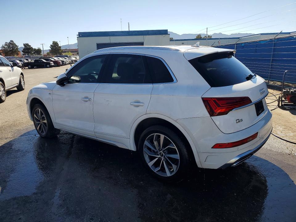 48879216 :رقم المزاد ، WA1EAAFYXP2049141 vin ، 2023 Audi Q5 مزاد بيع