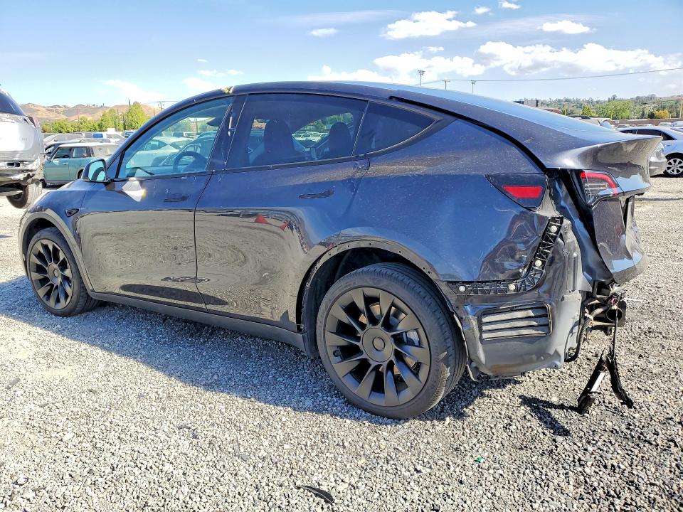 2024 Tesla Model Y მანქანა იყიდება აუქციონზე, vin: 7SAYGDEE8RF081616, აუქციონის ნომერი: 51201046