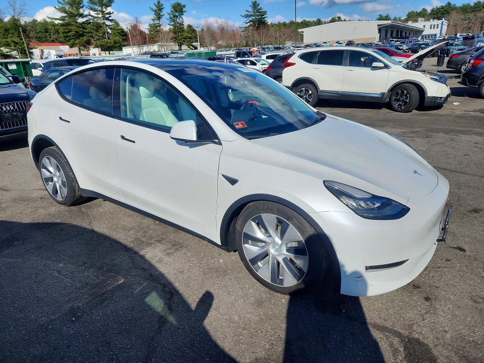 Продажа на аукционе авто 2021 Tesla Model Y, vin: 5YJYGDEE8MF195895, номер лота: 48630566