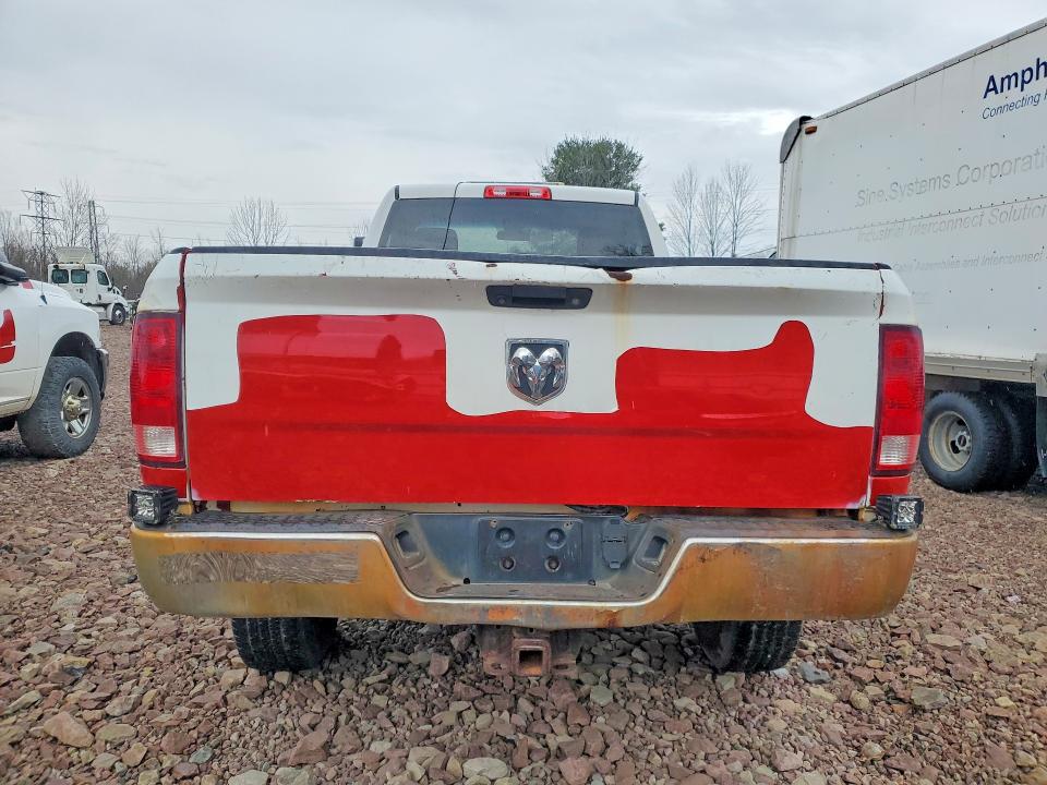 47230476 :رقم المزاد ، 3C63R3AT5HG586982 vin ، 2017 Ram 3500 مزاد بيع