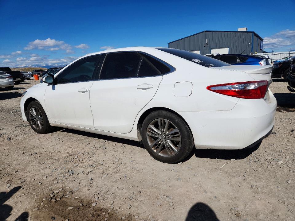 50768996 :رقم المزاد ، 4T1BF1FK7GU260805 vin ، 2016 Toyota Camry مزاد بيع