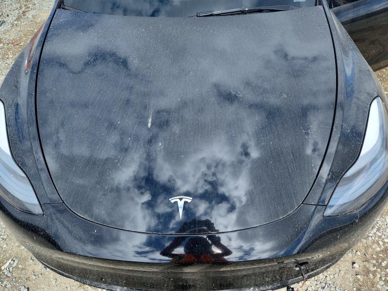 49755366 :رقم المزاد ، 7SAYGAEE8SF259710 vin ، 2025 Tesla Model Y مزاد بيع