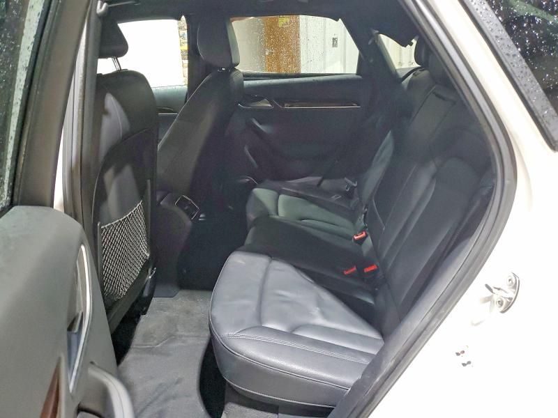 Продажа на аукционе авто 2018 Audi Q3, vin: WA1JCCFS0JR023601, номер лота: 48416566