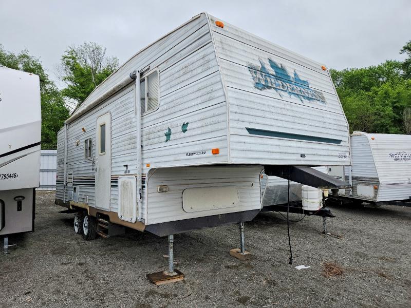 51317966 :رقم المزاد ، 1ED5H262234279487 vin ، 2003 Fleetwood Wilderness Tl مزاد بيع