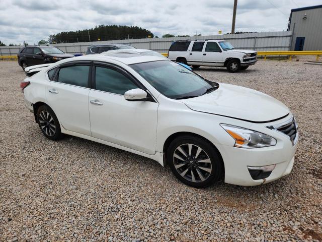 2014 Nissan Altima მანქანა იყიდება აუქციონზე, vin: 1N4AL3AP1EN365392, აუქციონის ნომერი: 52134676