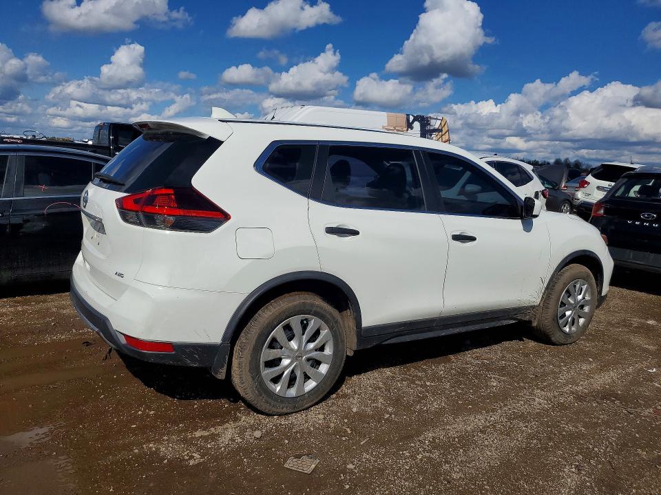 50126266 :رقم المزاد ، KNMAT2MV7JP536367 vin ، 2018 Nissan Rogue مزاد بيع