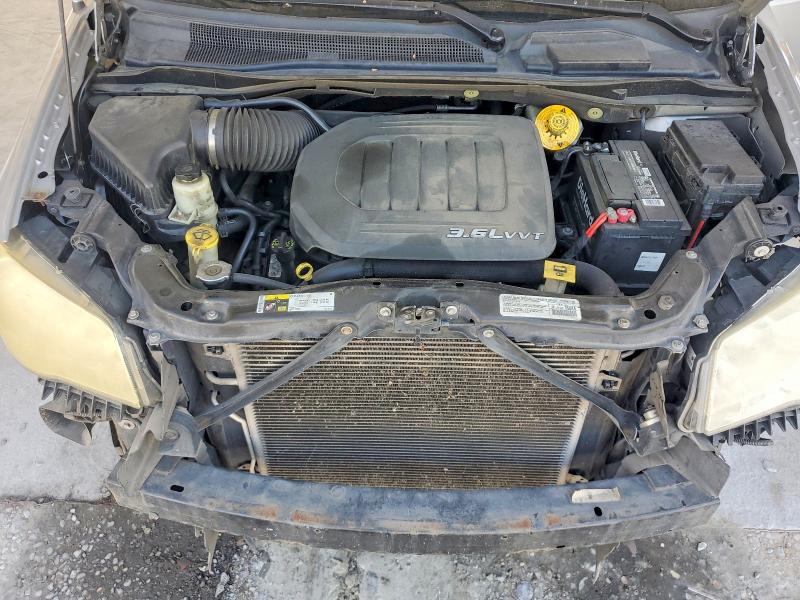 48342246 :رقم المزاد ، 2C4RC1BG0ER203739 vin ، 2014 Chrysler Town & Country مزاد بيع