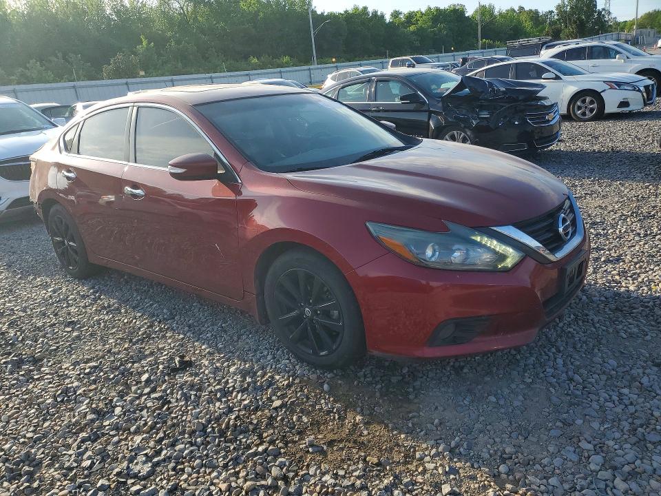 Продаж на аукціоні авто 2018 Nissan Altima, vin: 1N4AL3AP2JC180418, номер лоту: 49943736
