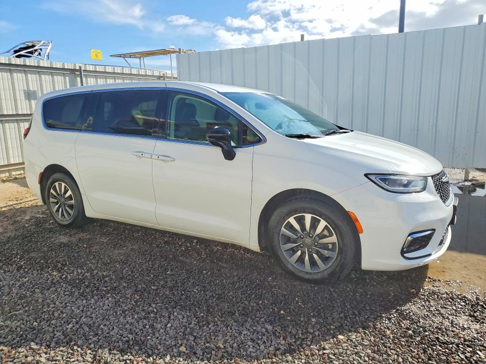 48706956 :رقم المزاد ، 2C4RC1S7XRR118378 vin ، 2024 Chrysler Pacifica مزاد بيع