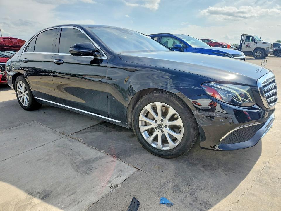 Продажа на аукционе авто 2020 Mercedes-benz E, vin: W1KZF8DB9LA762232, номер лота: 48513146