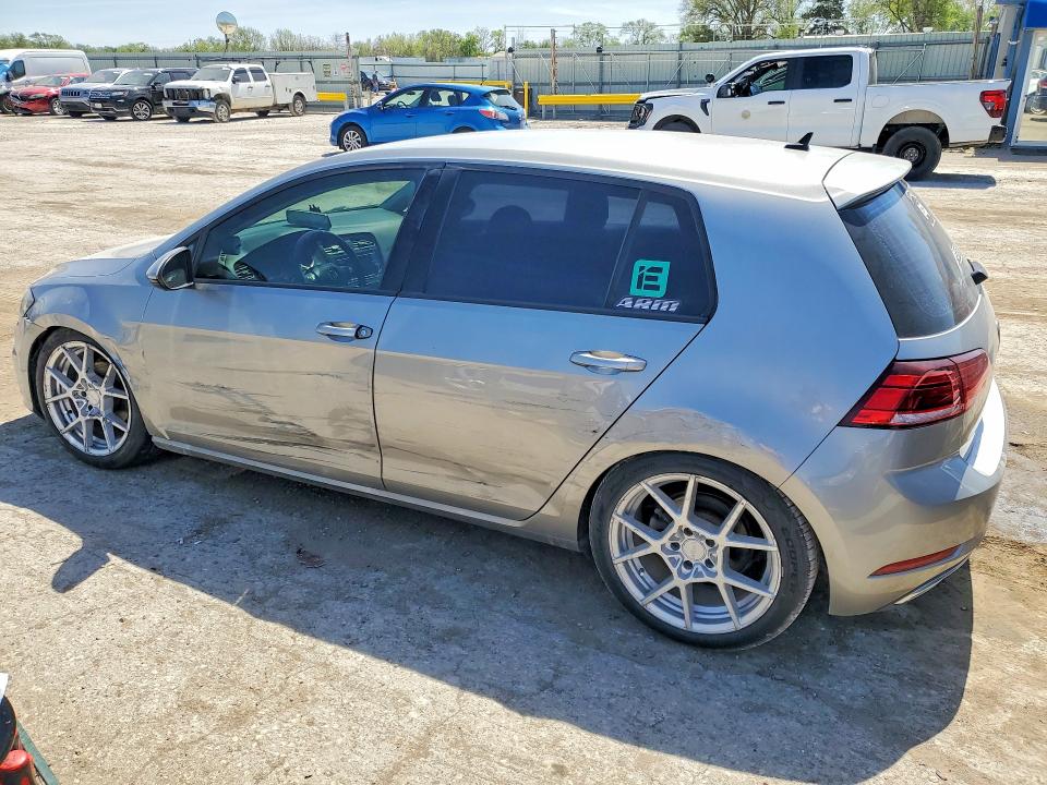 Продажа на аукционе авто 2018 Volkswagen Golf, vin: 3VWB17AU9JM262692, номер лота: 48967376