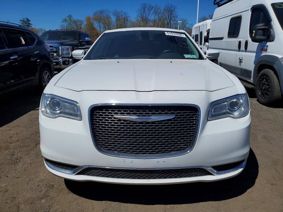 Продаж на аукціоні авто 2017 Chrysler 300, vin: 2C3CCARG9HH637409, номер лоту: 51059096