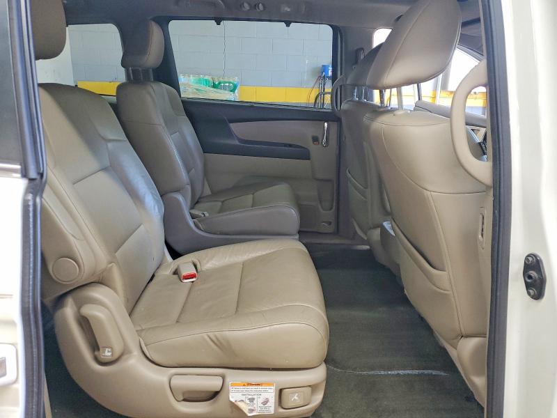 48904126 :رقم المزاد ، 5FNRL5H6XEB064124 vin ، 2014 Honda Odyssey مزاد بيع