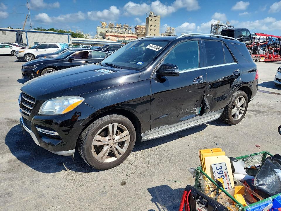 50478746 :رقم المزاد ، 4JGDA5HB3DA241290 vin ، 2013 Mercedes-benz Ml مزاد بيع