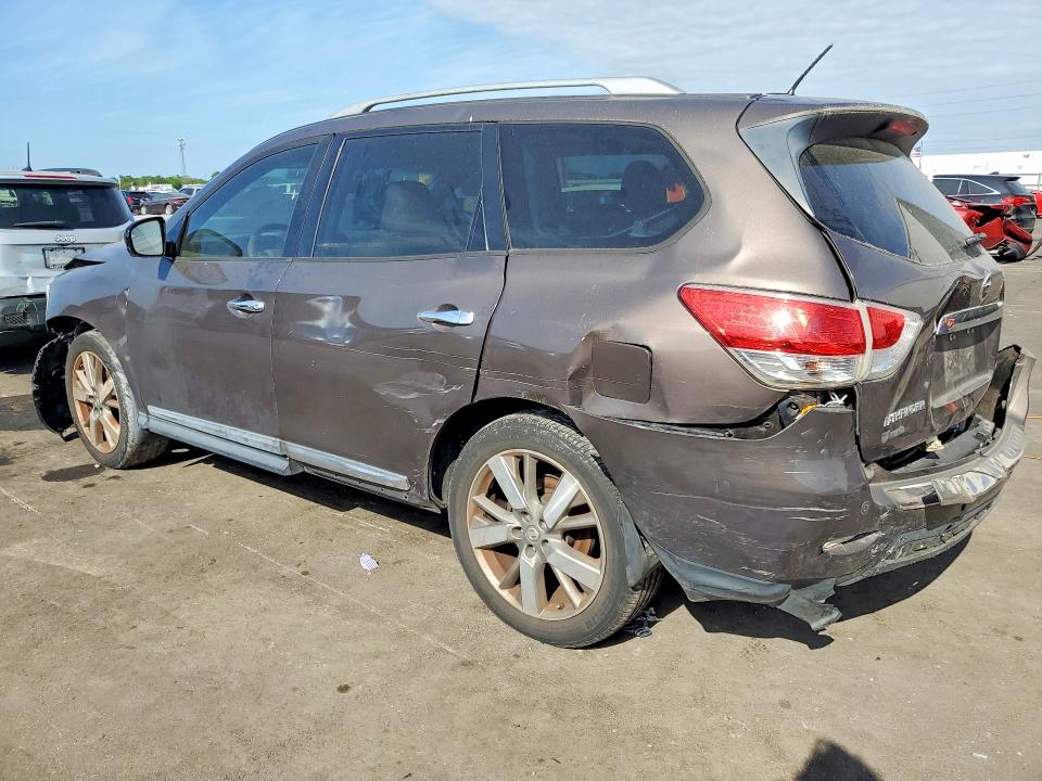 Продажа на аукционе авто 2015 Nissan Pathfinder, vin: 5N1AR2MNXFC664076, номер лота: 47771816