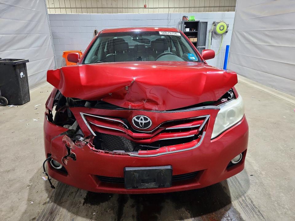 50670156 :رقم المزاد ، 4T4BF3EK7AR037836 vin ، 2010 Toyota Camry مزاد بيع
