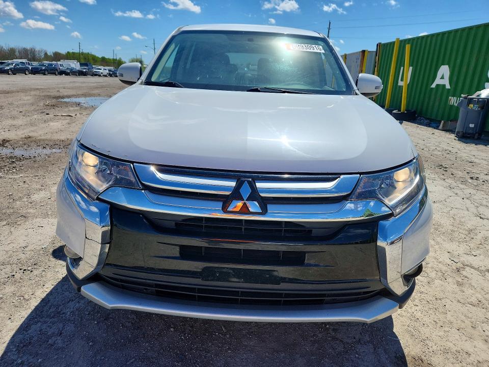 Продаж на аукціоні авто 2018 Mitsubishi Outlander, vin: JA4AZ3A3XJZ016198, номер лоту: 48930916