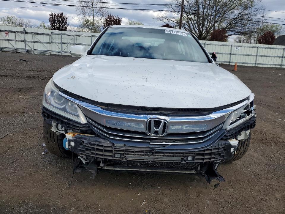 50712096 :رقم المزاد ، 1HGCR2F7XGA012889 vin ، 2016 Honda Accord مزاد بيع
