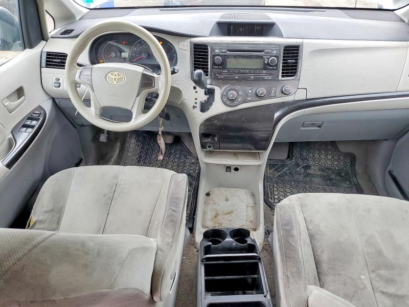 Продаж на аукціоні авто 2011 Toyota Sienna, vin: 5TDZK3DC4BS028598, номер лоту: 50274736