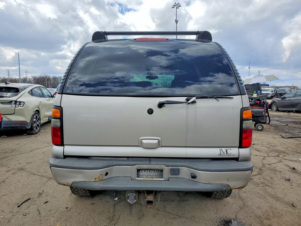 2005 Chevrolet Tahoe მანქანა იყიდება აუქციონზე, vin: 1GNEK13T95R214104, აუქციონის ნომერი: 48875506