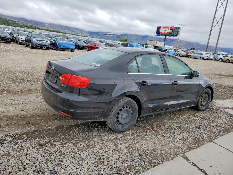 2013 Volkswagen Jetta მანქანა იყიდება აუქციონზე, vin: 3VWDP7AJ9DM394370, აუქციონის ნომერი: 50939746