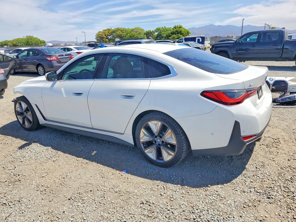 51264636 :رقم المزاد ، WBY43AW04RFR69931 vin ، 2024 Bmw I4 مزاد بيع