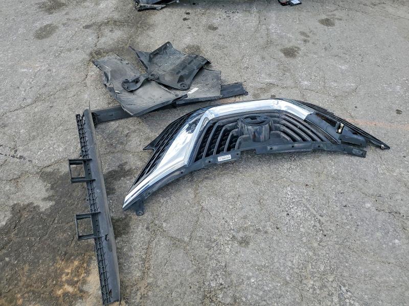 2018 Buick Envision მანქანა იყიდება აუქციონზე, vin: LRBFX1SA2JD009213, აუქციონის ნომერი: 49657936