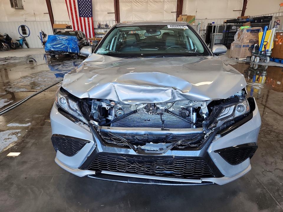 48666976 :رقم المزاد ، 4T1K61AK3RU225656 vin ، 2024 Toyota Camry مزاد بيع