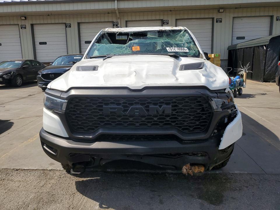 51210966 :رقم المزاد ، 1C6SRFLP0SN583872 vin ، 2025 Ram 1500 مزاد بيع