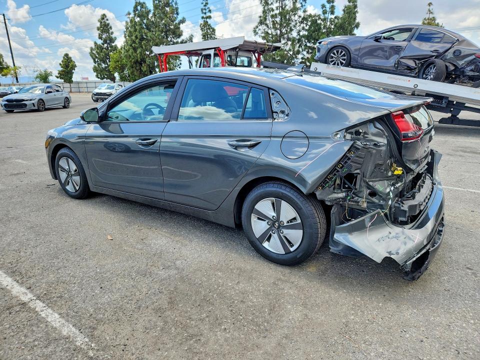 49825456 :رقم المزاد ، KMHC65LC2NU266856 vin ، 2022 Hyundai Ioniq مزاد بيع