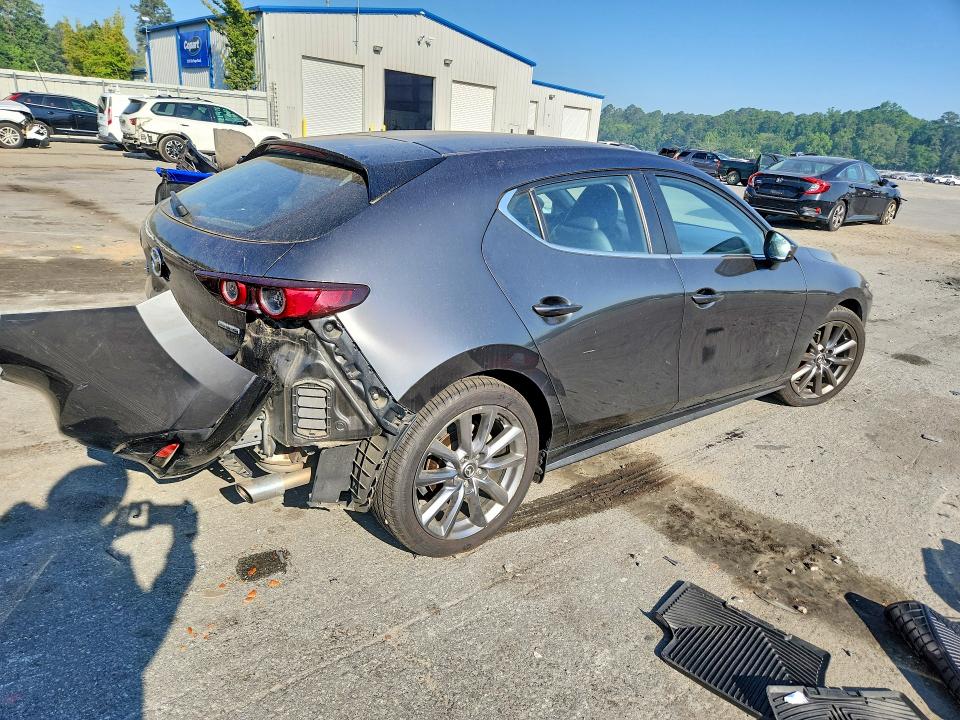 2021 Mazda 3 მანქანა იყიდება აუქციონზე, vin: JM1BPAKL1M1331834, აუქციონის ნომერი: 50332406