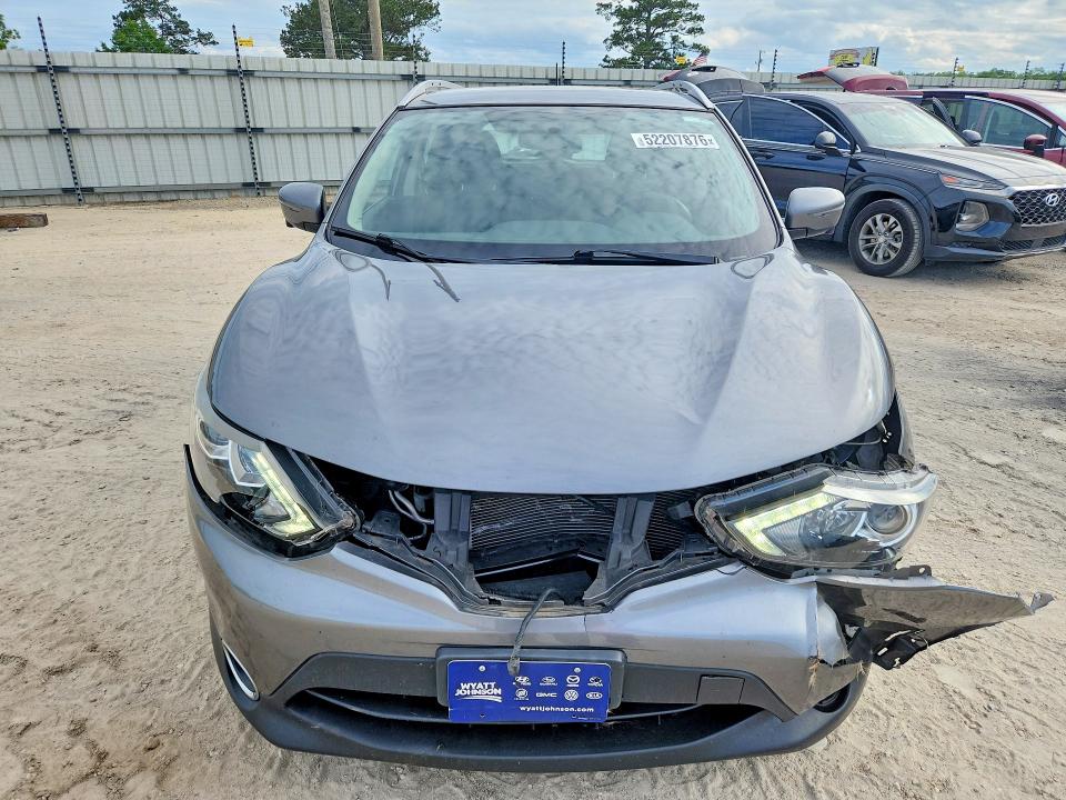 52207876 :رقم المزاد ، JN1BJ1CP9JW101141 vin ، 2018 Nissan Rogue Sport مزاد بيع