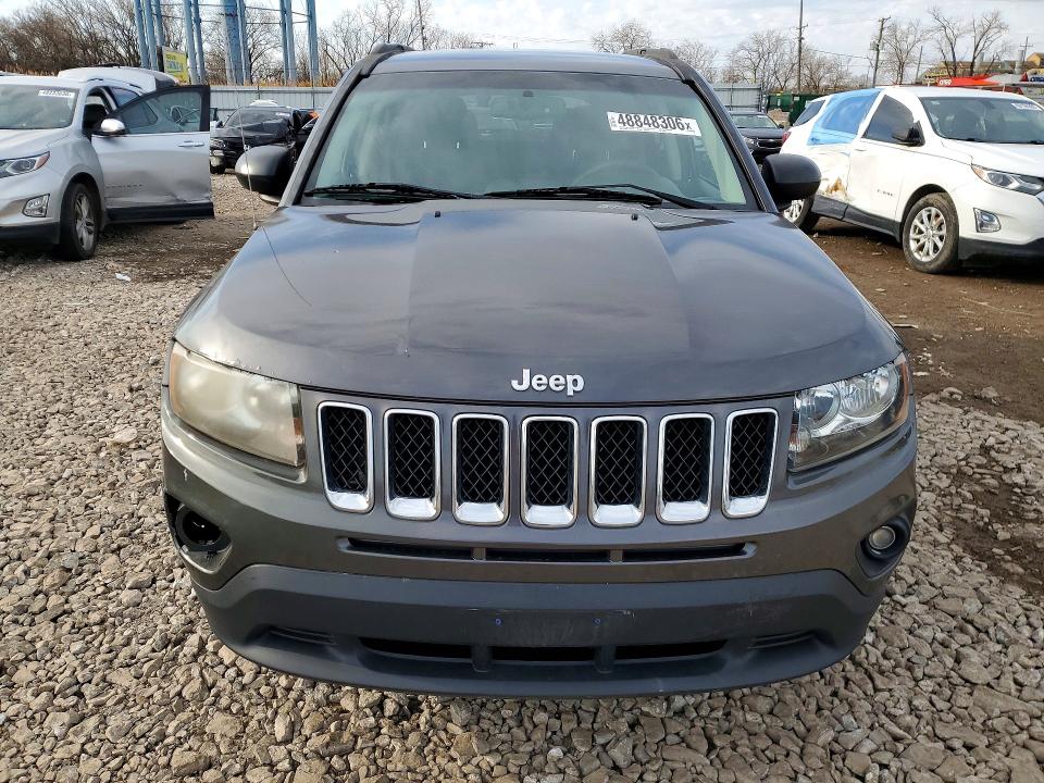 48848306 :رقم المزاد ، 1C4NJCBBXHD102591 vin ، 2017 Jeep Compass مزاد بيع