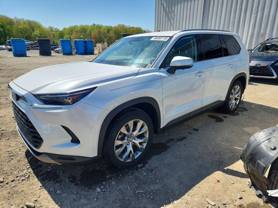 Auction sale of the 2024 Toyota Grand Highlander Hybrid, vin: 5TDACAB5XRS023385, lot number: 50068116