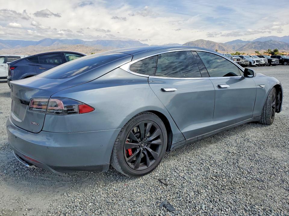 Продажа на аукционе авто 2013 Tesla Model S, vin: 5YJSA1CN4DFP27183, номер лота: 51018416