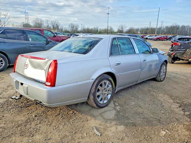 50481246 :رقم المزاد ، 1G6KH5EY9AU129266 vin ، 2010 Cadillac Dts مزاد بيع
