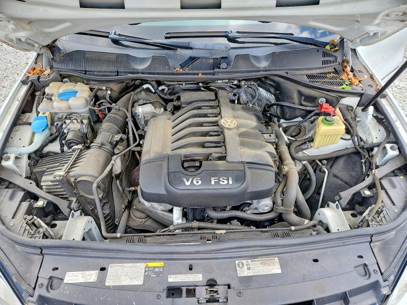 2013 Volkswagen Touareg მანქანა იყიდება აუქციონზე, vin: WVGEF9BPXDD012797, აუქციონის ნომერი: 51562296